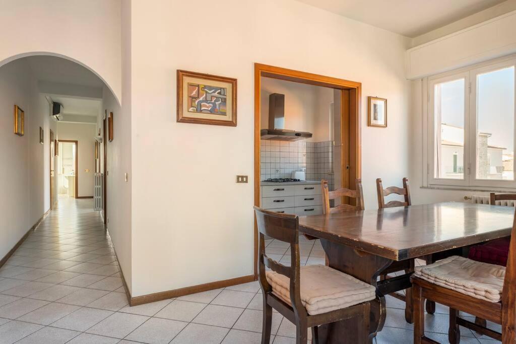Chic Italian Escape - Casa Vacanze Lorusso มอนเตกาตินี แตร์เม ภายนอก รูปภาพ